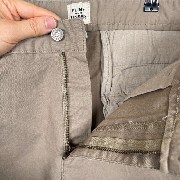Flint & Tinder Shorts Mens 34 Beige Khaki‎ 365 Chino Stretch Huckberry Everyday - Picture 3 of 12